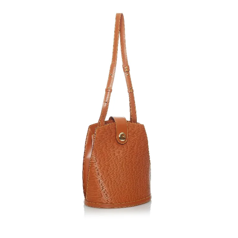 Ladies Louis Vuitton shoulder bags with a magnetic - closure flap for easeLouis Vuitton Epi Cluny (29932)