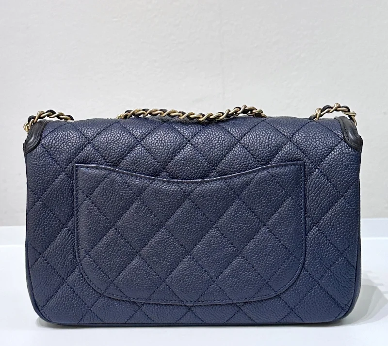 Chanel Lightweight Handbag for Daily ErrandsChanel Caviar Quilted Small CC Filigree Flap Navy Black