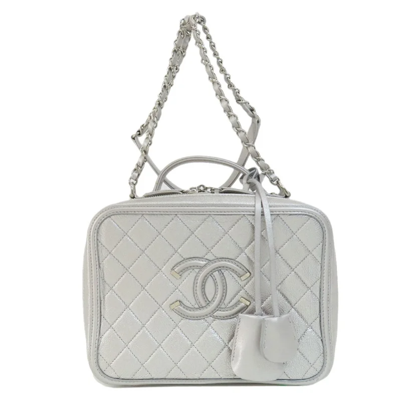 Chanel Classic Flap Bag for Evening PartyChanel CC Filigree Vanity Bag Shoulder Caviar Skin Women's