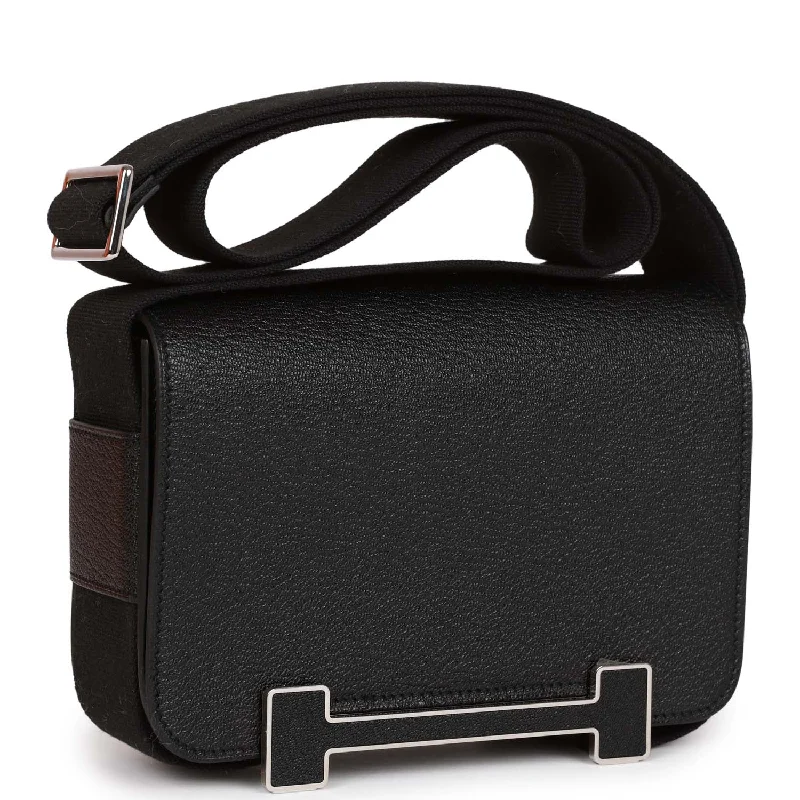 Hermes Evelyne Bags with Adjustable Shoulder StrapsHermes Geta Bag Black Chevre Palladium Hardware