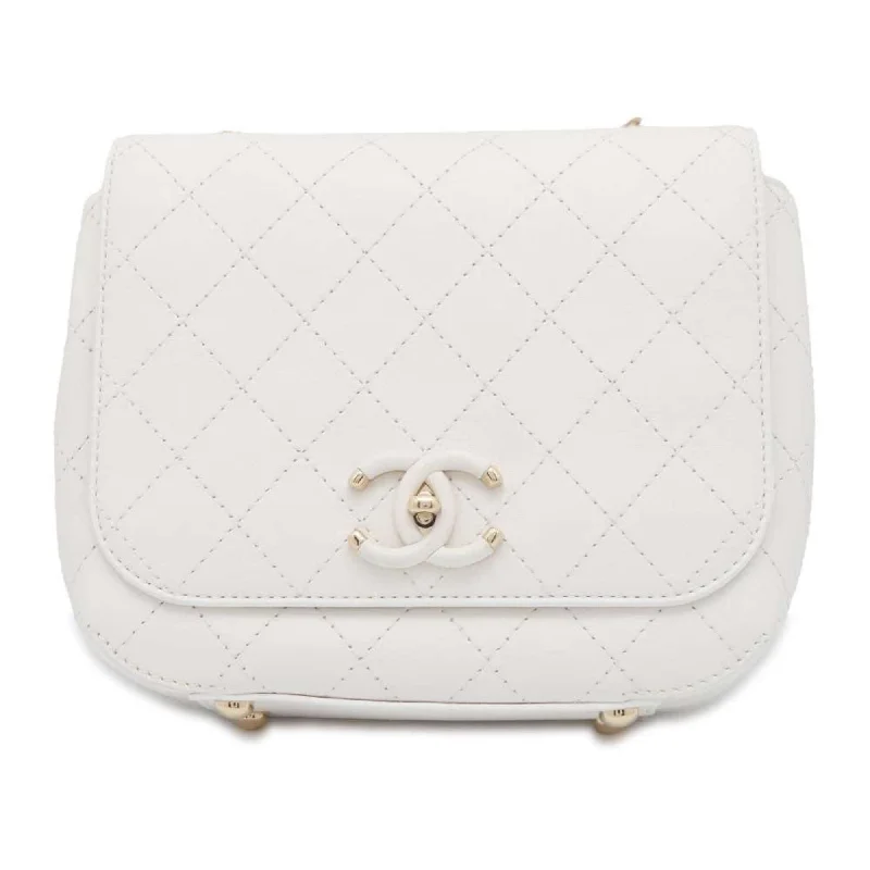 Chanel Classic Flap Bag for Evening PartyChanel Chain Shoulder Bag Matelasse Coco Mark CHANEL White