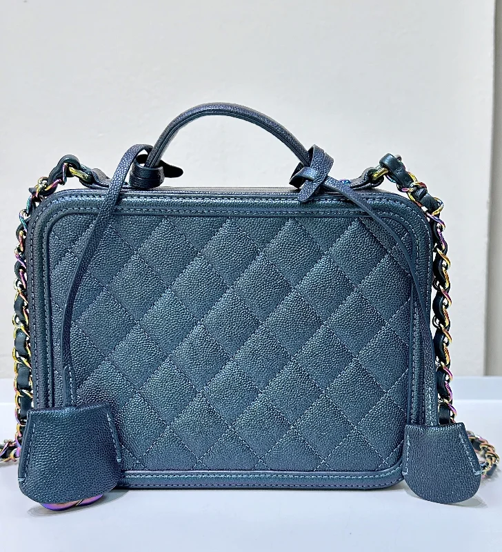 Chanel bags for a polished and professional appearanceCHANEL Iridescent Caviar Quilted Medium CC Filigree Vanity Case Dark Turquoise