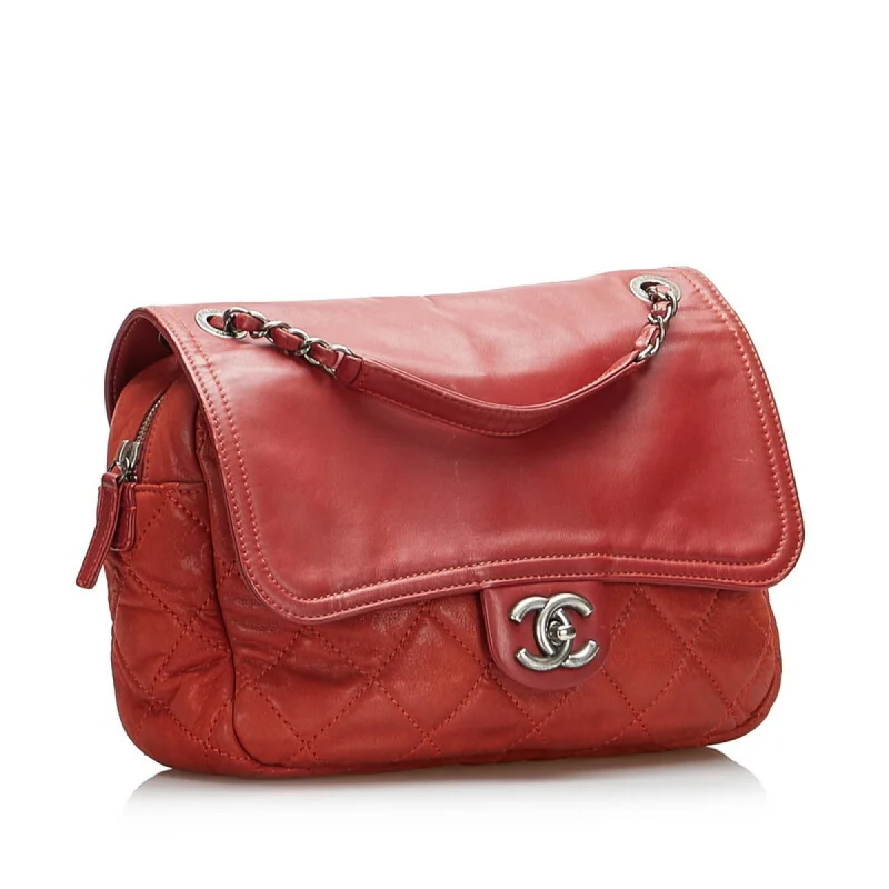 Chanel New Arrival Handbag with Gold HardwareCHANEL coco mark chain shoulder bag red leather ladies