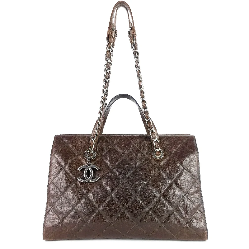 Chanel Lightweight Handbag for Daily ErrandsCHANEL CC Crave Glazed Caviar Tote Bag